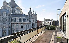 City Penthouse, Rooftop Terrace, Free Netflix, Wifi And Airco